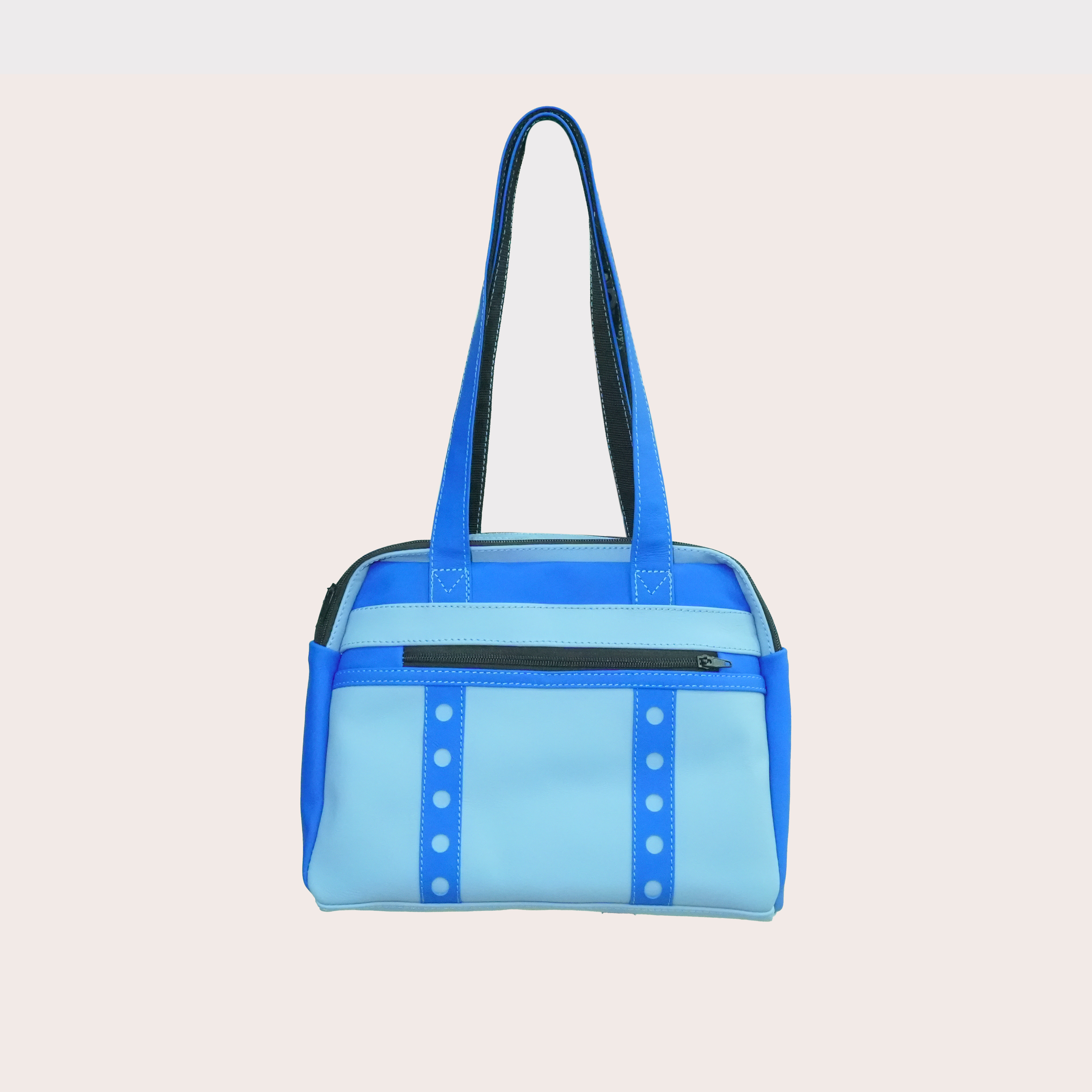 حقيبة ARTTouch – الواجهة الأمامية